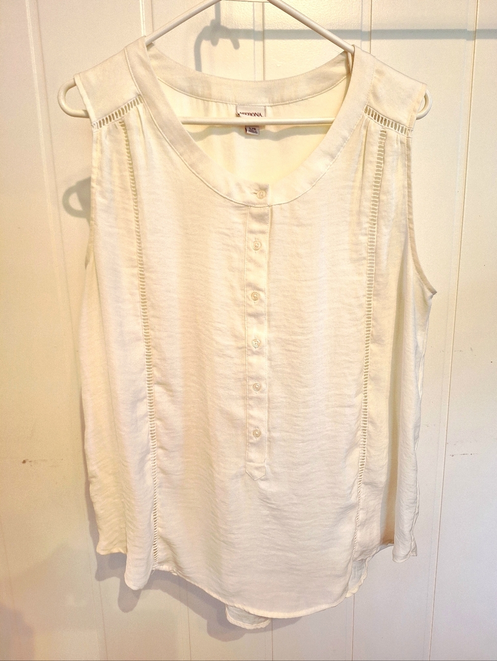 Merona Ivory Sleeveless Blouse Button Lace/Ladder Trim Inset Sheer Size L VGC